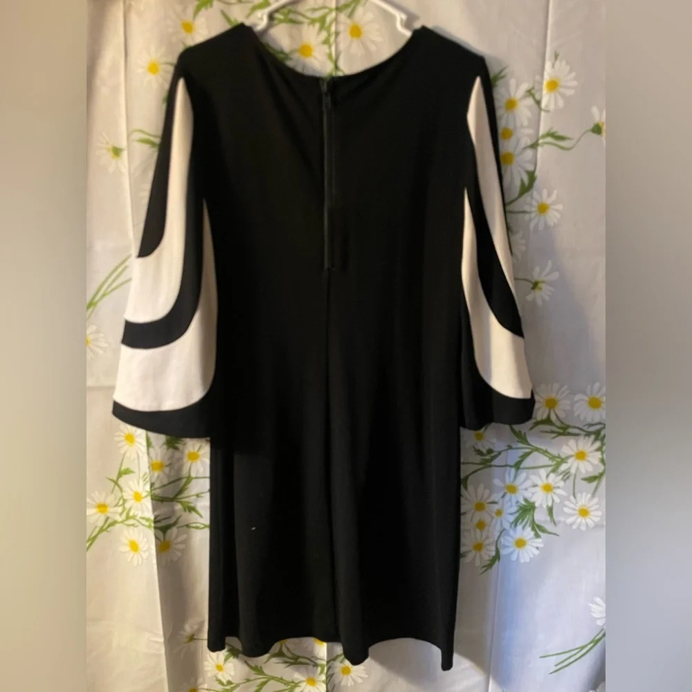 NORDSTROM MUSE black white abstract wide statement sleeves sheath midi dress - Picture 5 of 8
